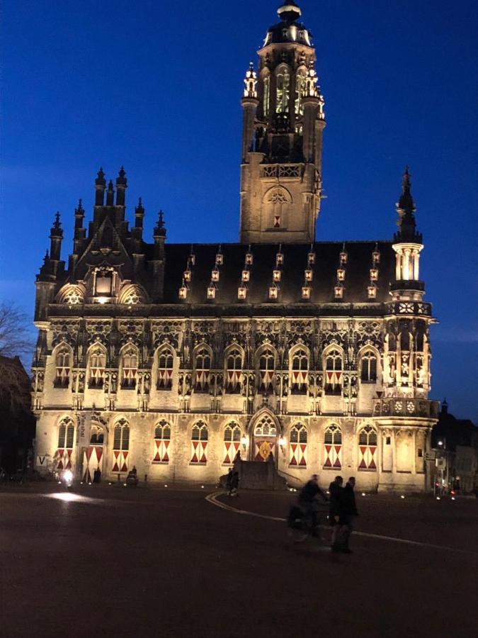 Bed & Breakfast Adrichem En Scherpenseel Middelburg Bagian luar foto